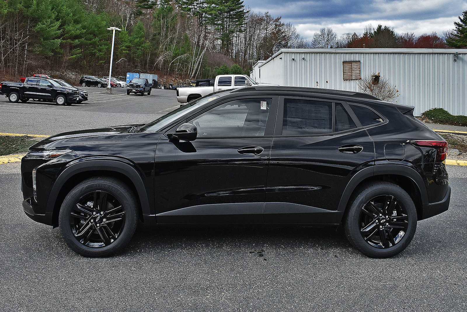 New 2026 Chevrolet Trax ACTIV w/ Sunroof Package image 4
