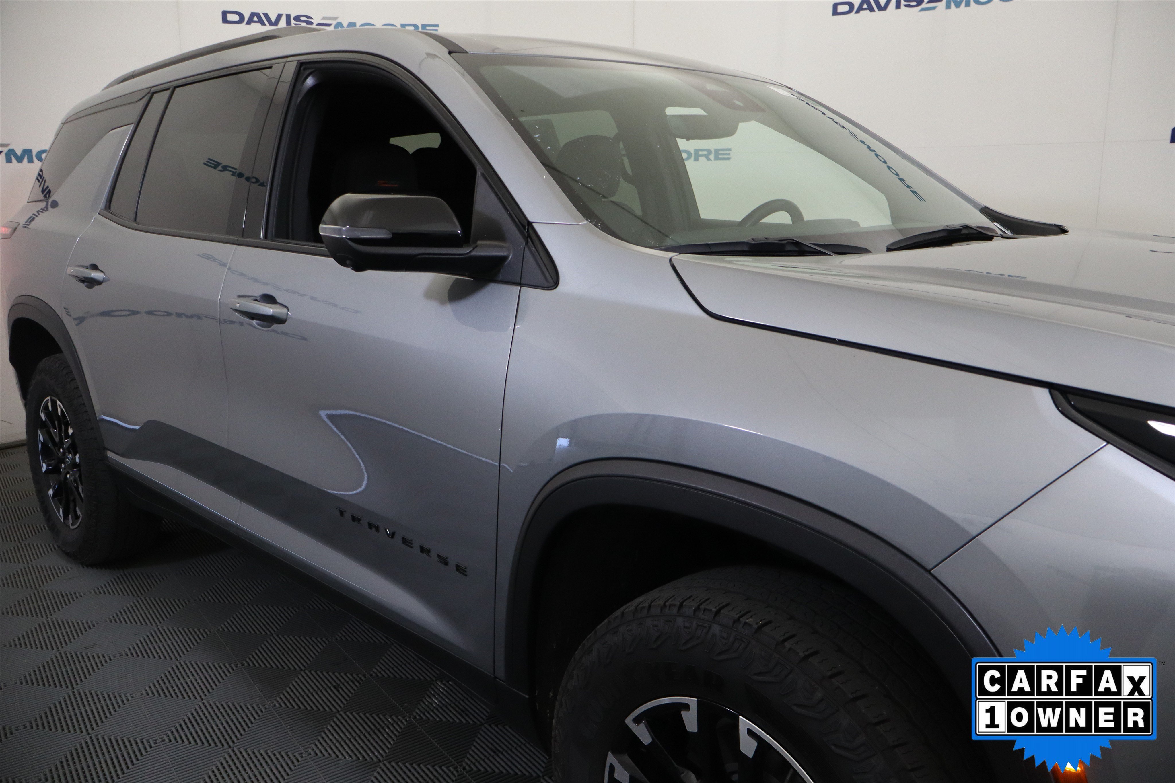 Used 2024 Chevrolet Traverse Z71 w/ Enhanced Driving Package AWD/4WD image 4