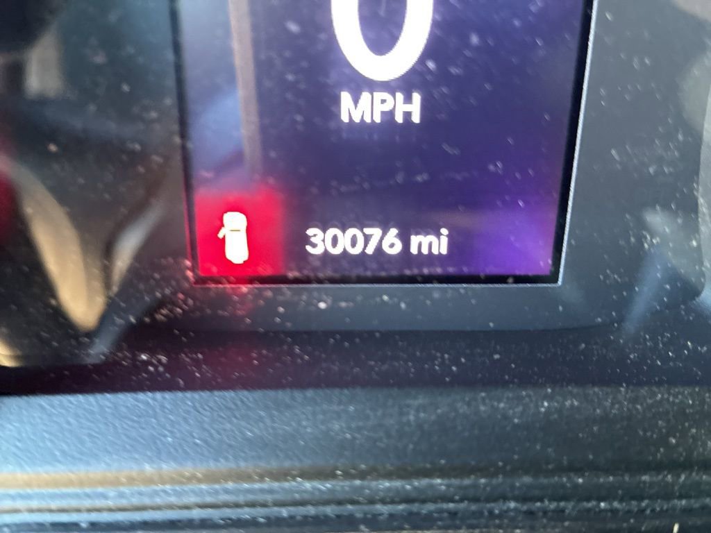 Used 2024 Jeep Wrangler Sport image 15