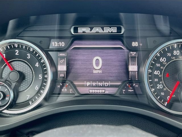 Used 2022 RAM 1500 Laramie AWD/4WD image 22