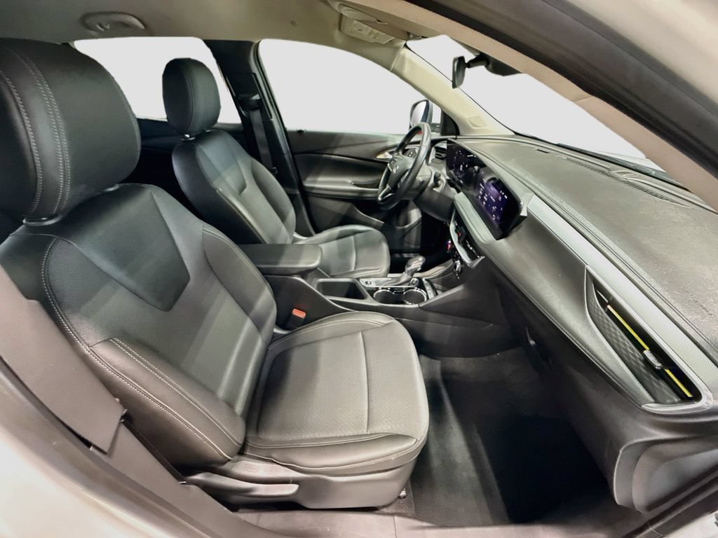Used 2024 Buick Encore GX Preferred FWD image 26