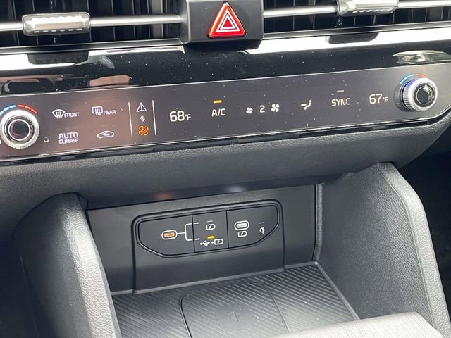 New 2026 Kia Sportage X-Line w/ X-Line Technology Package image 35