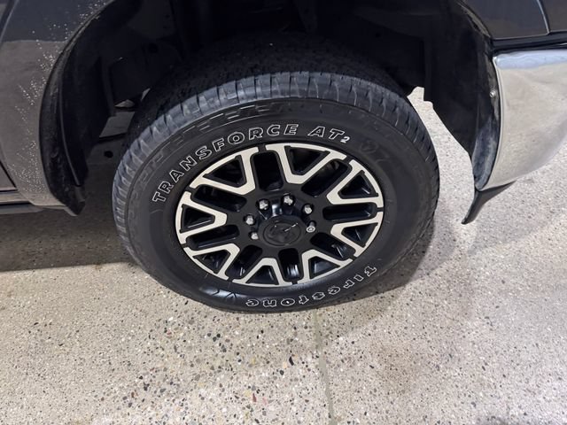 Used 2025 RAM 2500 Limited AWD/4WD image 31