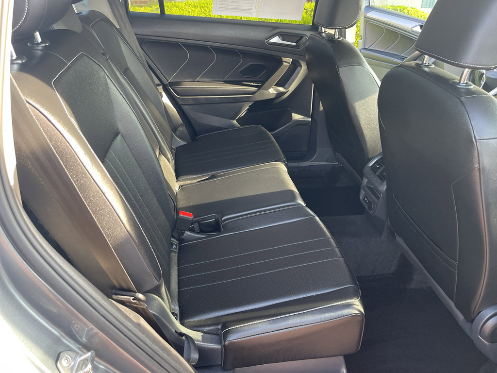Used 2022 Volkswagen Tiguan SE image 34