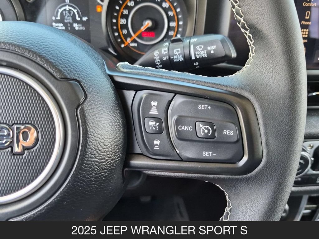 Used 2025 Jeep Wrangler Unlimited Sport AWD/4WD image 18