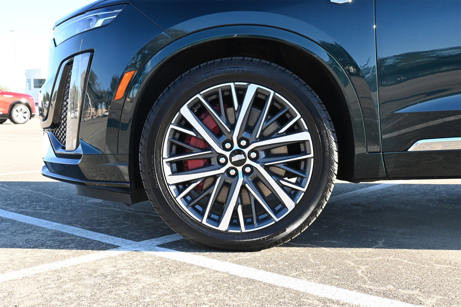 Certified 2024 Cadillac XT6 Sport w/ Platinum Package image 30