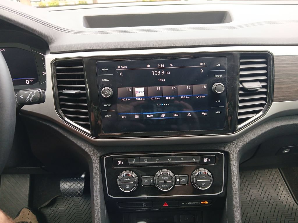 Used 2023 Volkswagen Atlas SE AWD/4WD image 19