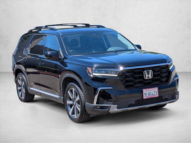 Used 2024 Honda Pilot Touring image 3