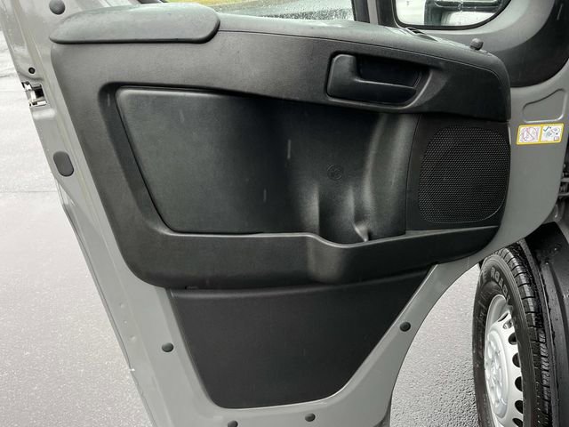 New 2026 RAM ProMaster 3500 w/ Premium Convenience Group image 18