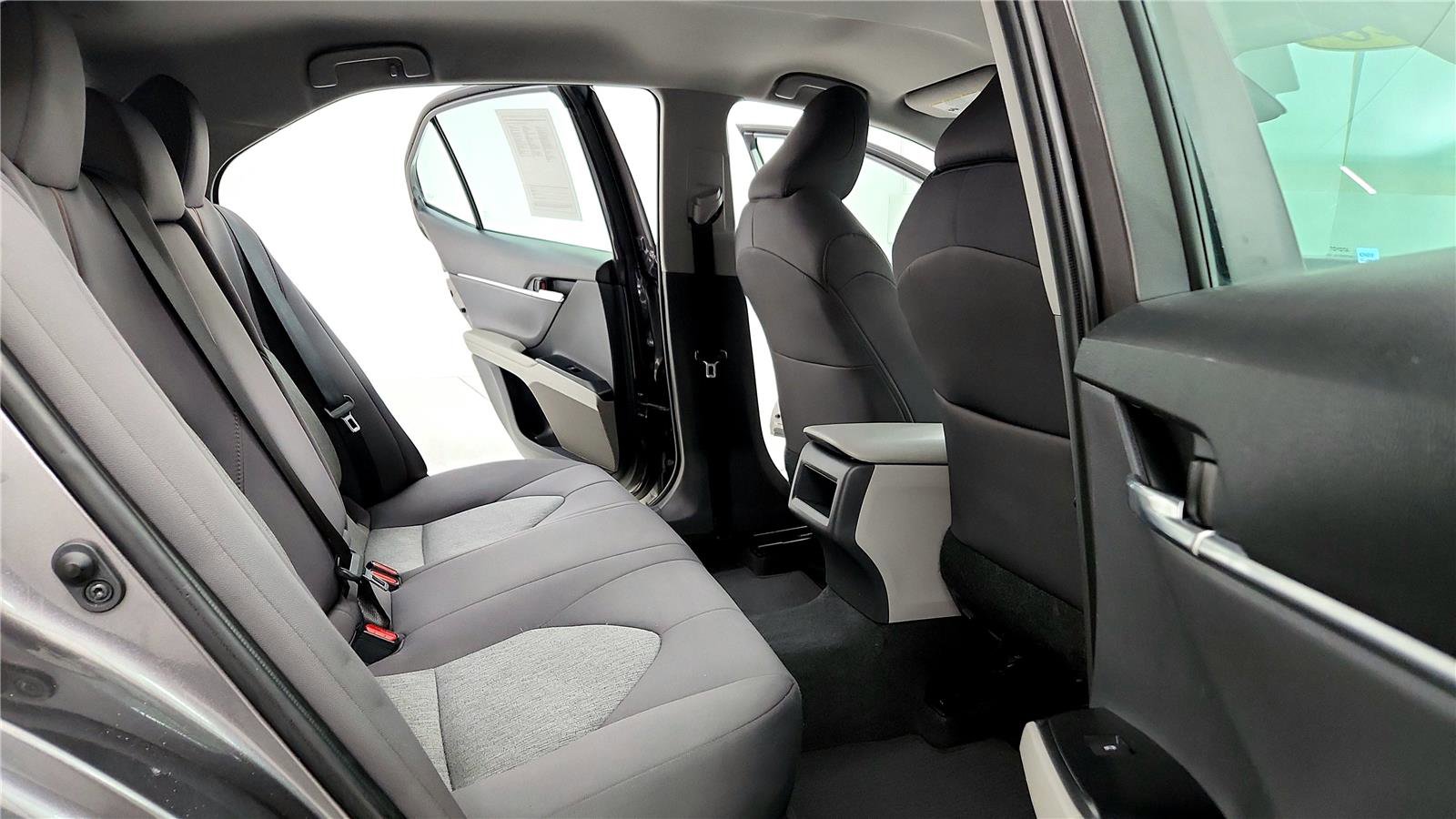 Certified 2020 Toyota Camry LE w/ Carpet Mat Package image 18