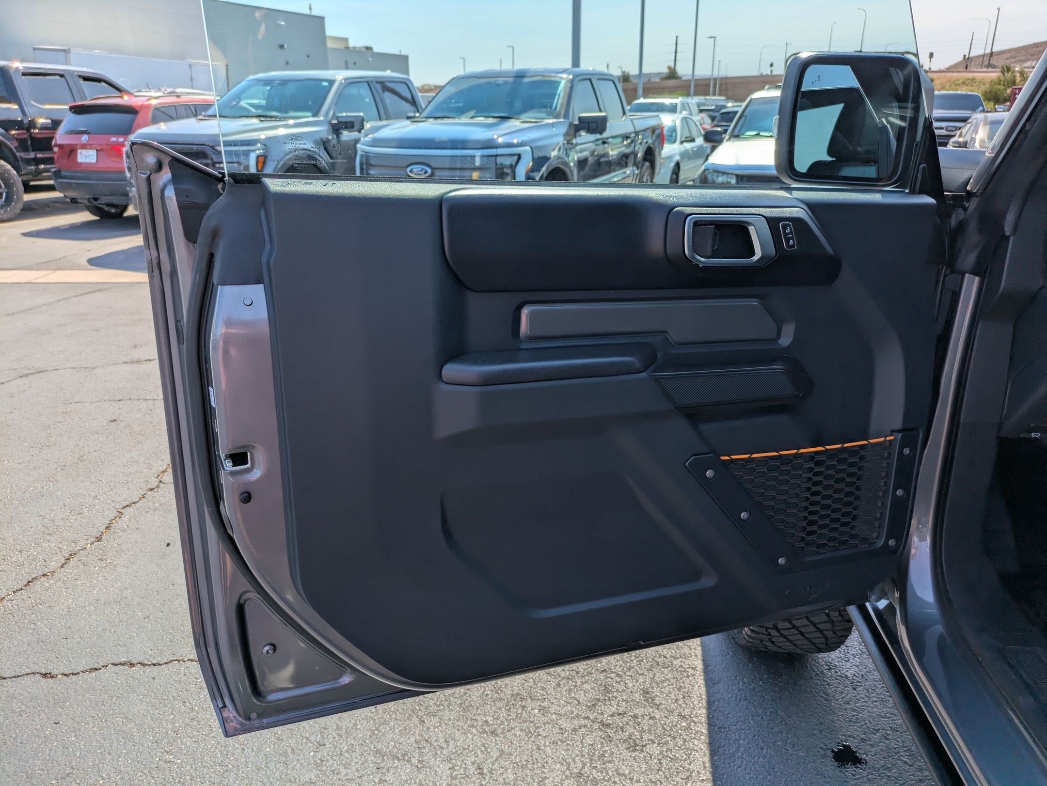 Used 2024 Ford Bronco Badlands AWD/4WD image 14