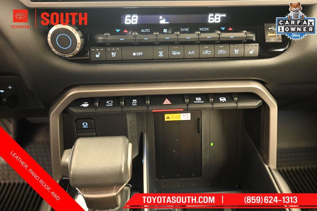 Used 2024 Toyota Tundra Limited AWD/4WD image 23