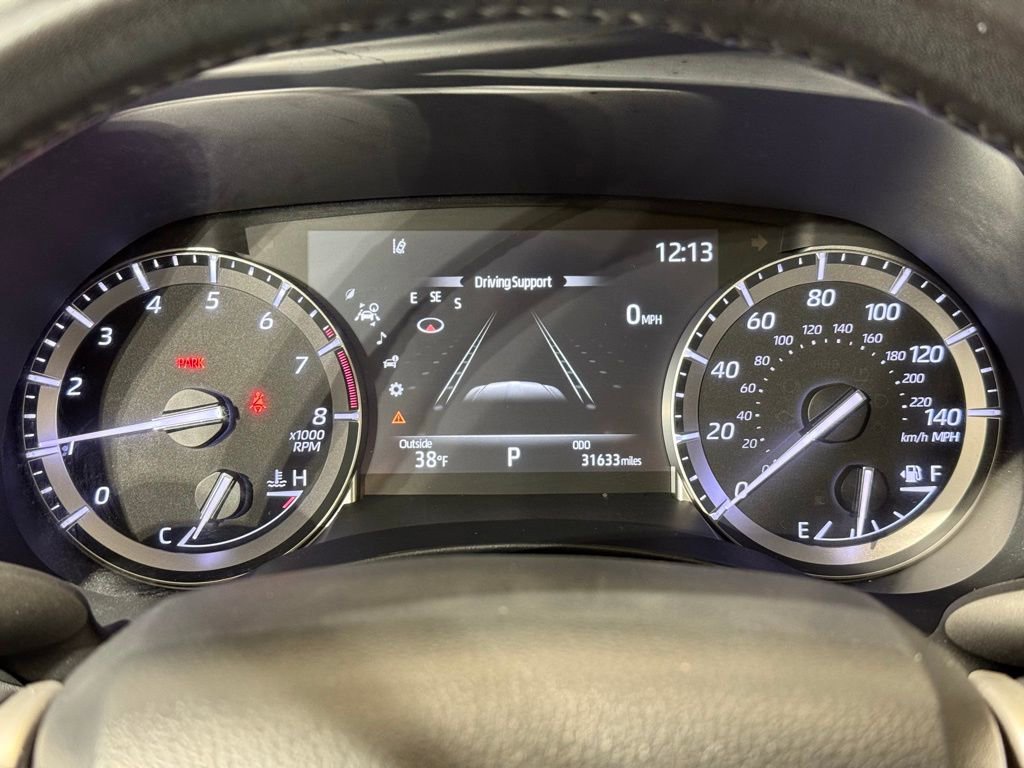 Used 2022 Toyota Highlander XLE image 28