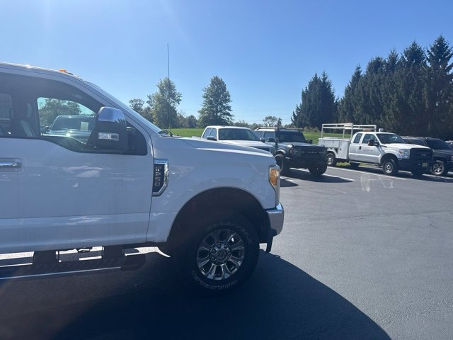 Used 2017 Ford F250 Lariat w/ Chrome Package AWD/4WD image 15