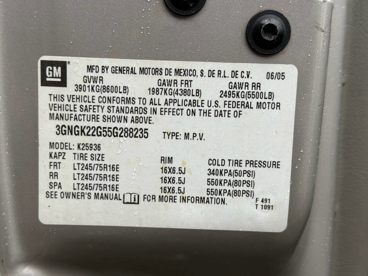 Used 2005 Chevrolet Avalanche 2500 w/ Preferred Equipment Group image 42