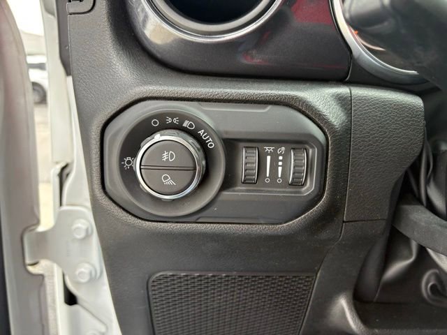 Used 2022 Jeep Gladiator Sport image 34