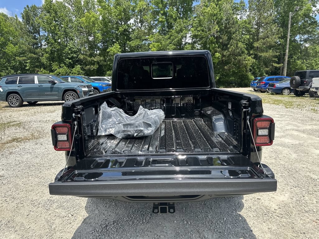 New 2026 Jeep Gladiator Mojave AWD/4WD image 18