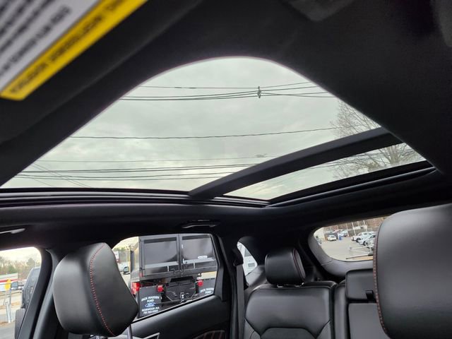 Certified 2022 Ford Edge ST-Line w/ Class II Trailer Tow Package image 20