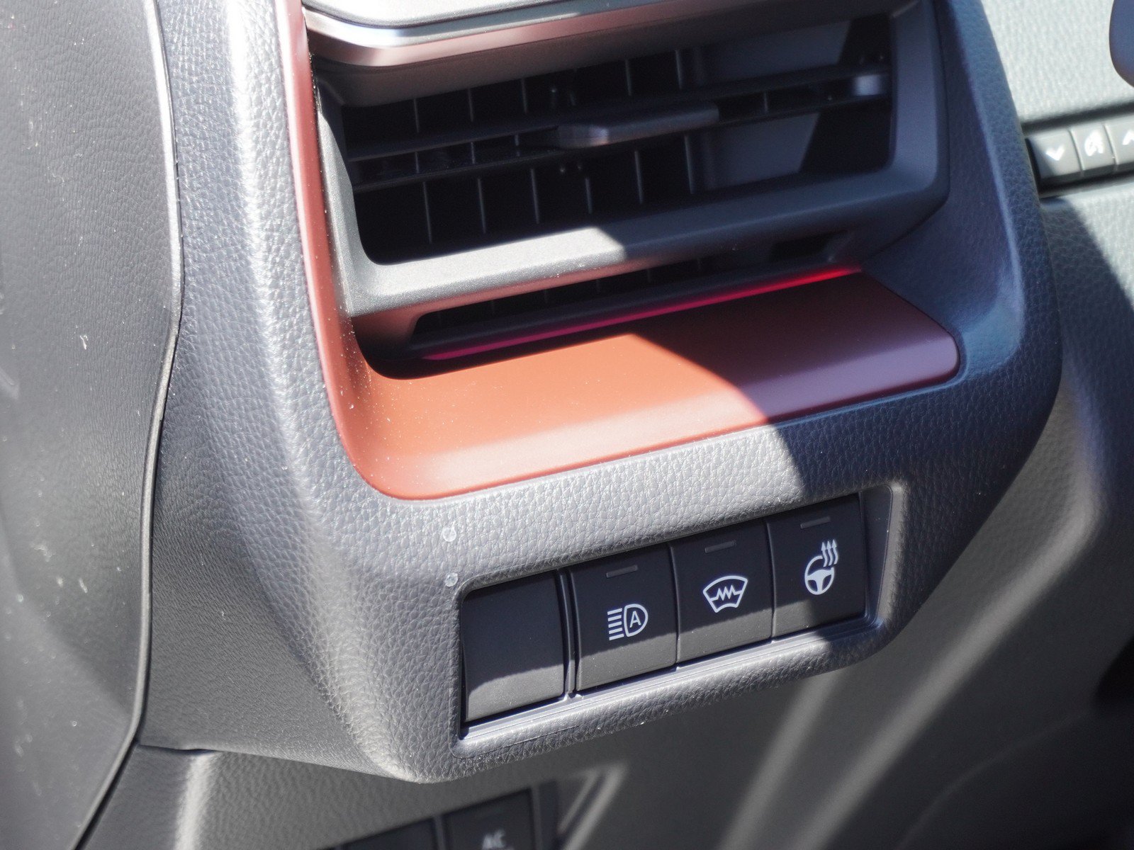 New 2026 Toyota Prius Plug-In Hybrid FWD image 19