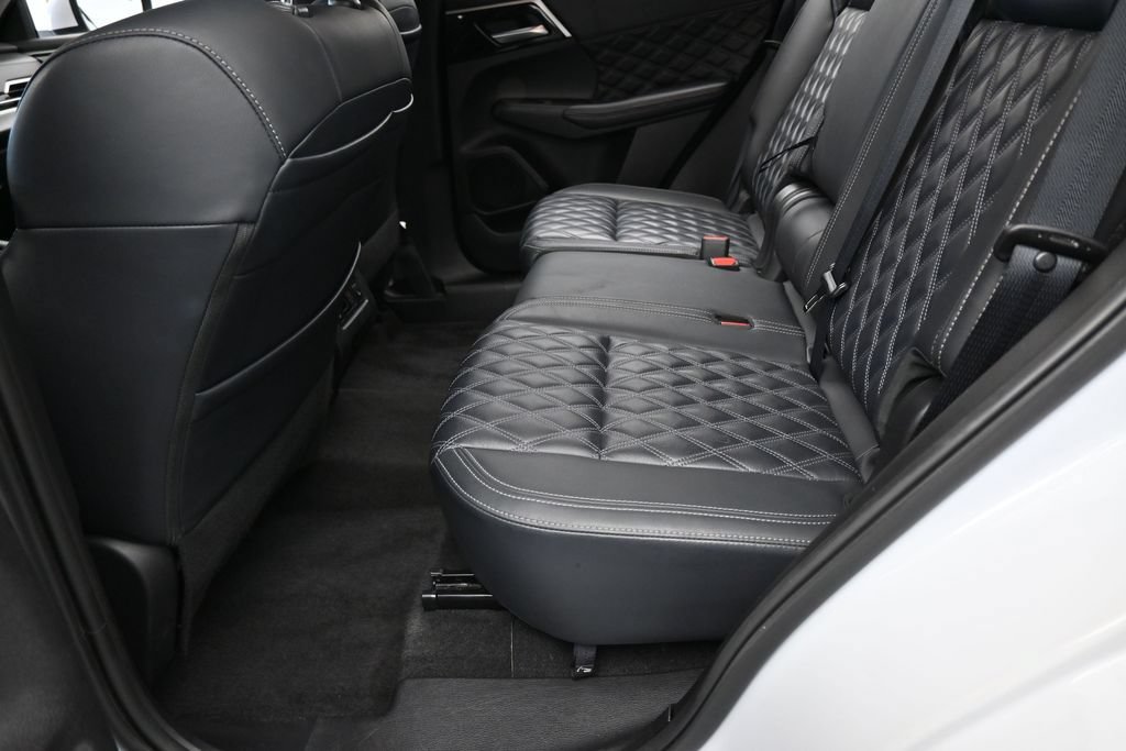 Used 2024 Mitsubishi Outlander SEL FWD image 31