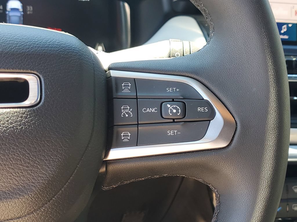 Certified 2024 Jeep Compass Limited w/ Elite Group AWD/4WD image 25