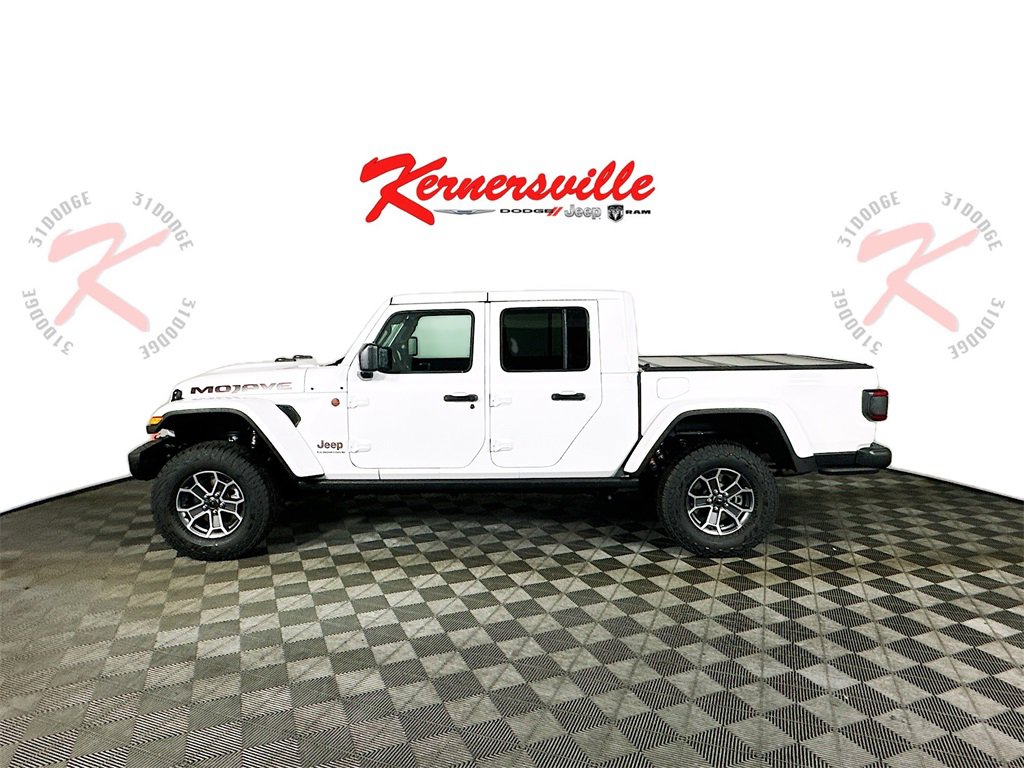 New 2026 Jeep Gladiator Mojave image 4