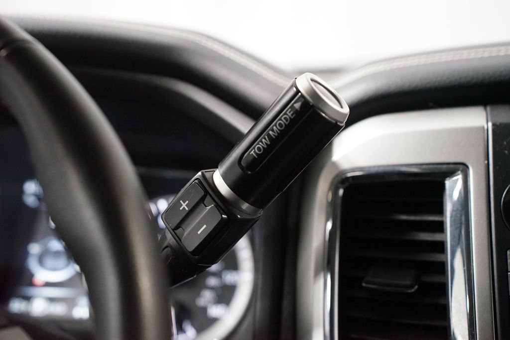 Used 2018 Nissan Titan PRO-4X w/ Pro-4x Utility Package image 18