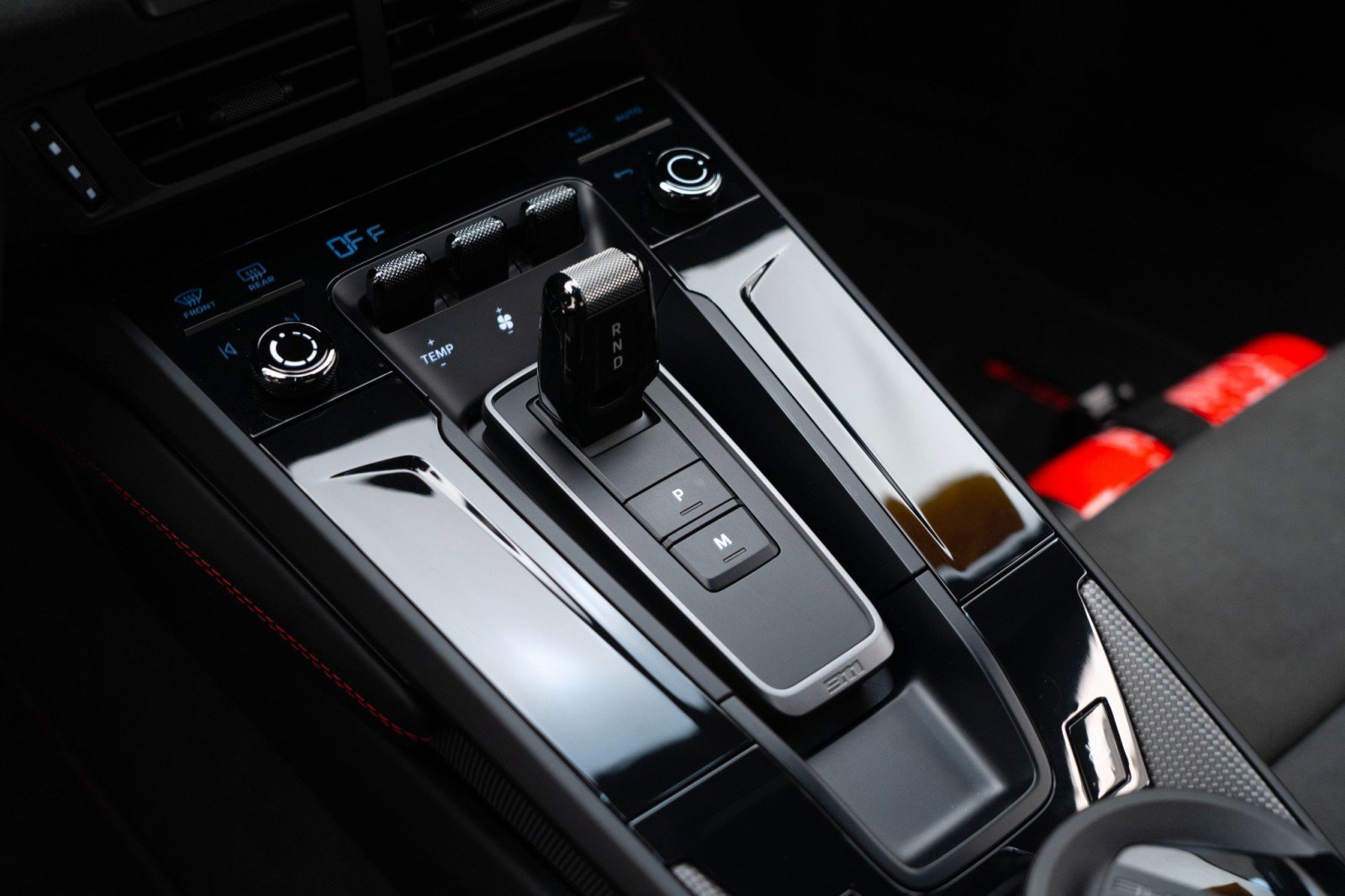 Certified 2025 Porsche 911 Carrera GTS image 27