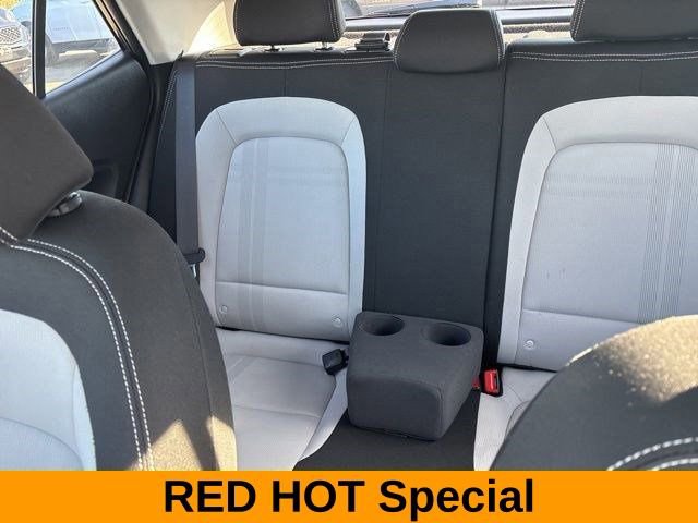 Used 2024 Hyundai Venue SEL image 29