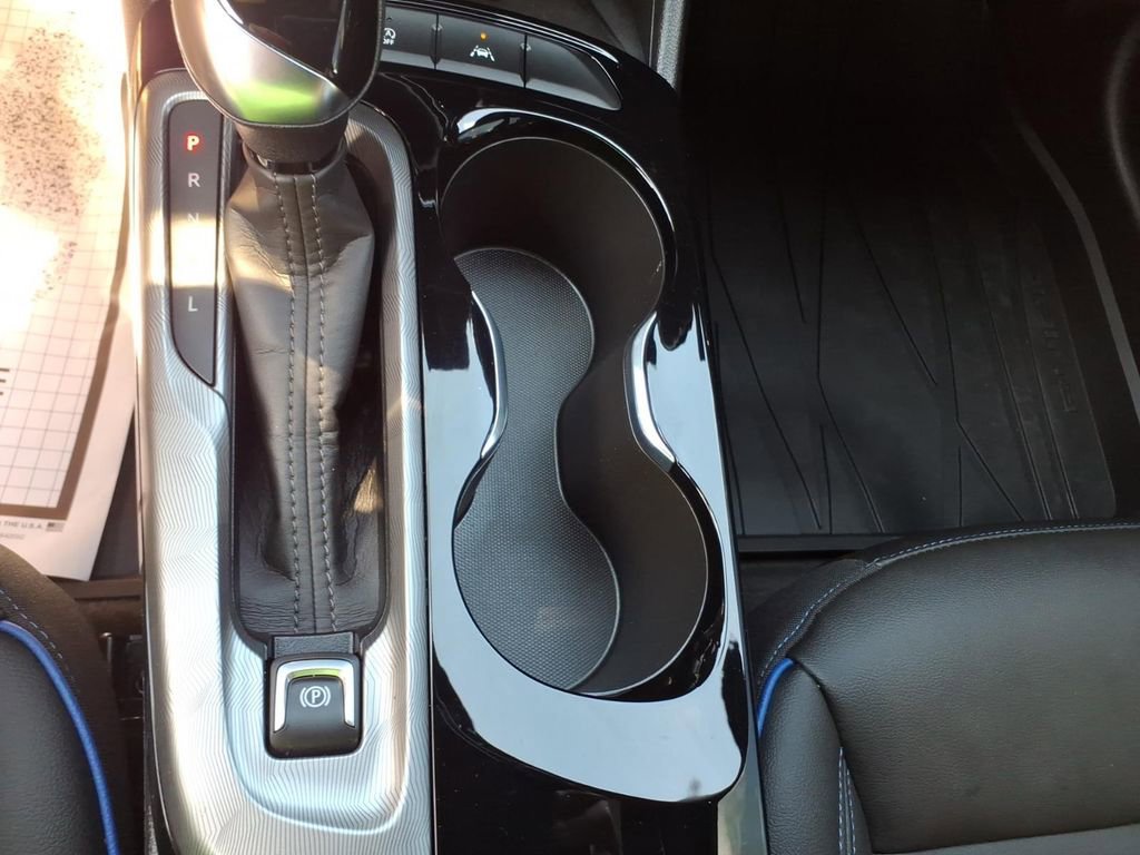 Used 2024 Buick Envista Sport Touring w/ Convenience I Package image 24