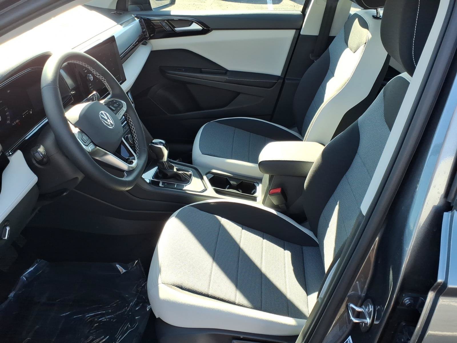New 2026 Volkswagen Taos S FWD image 9