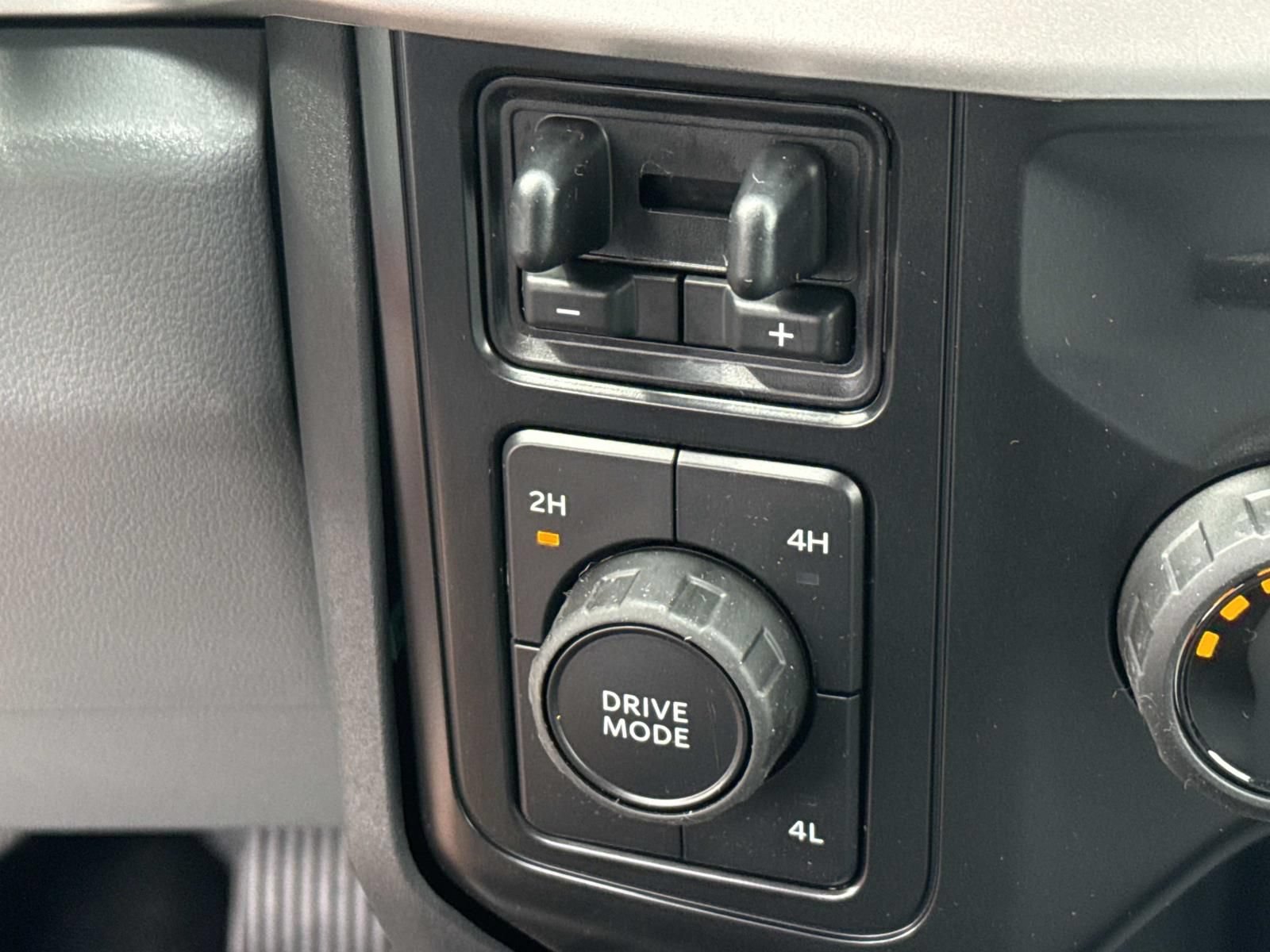New 2026 Ford F250 XL AWD/4WD image 17