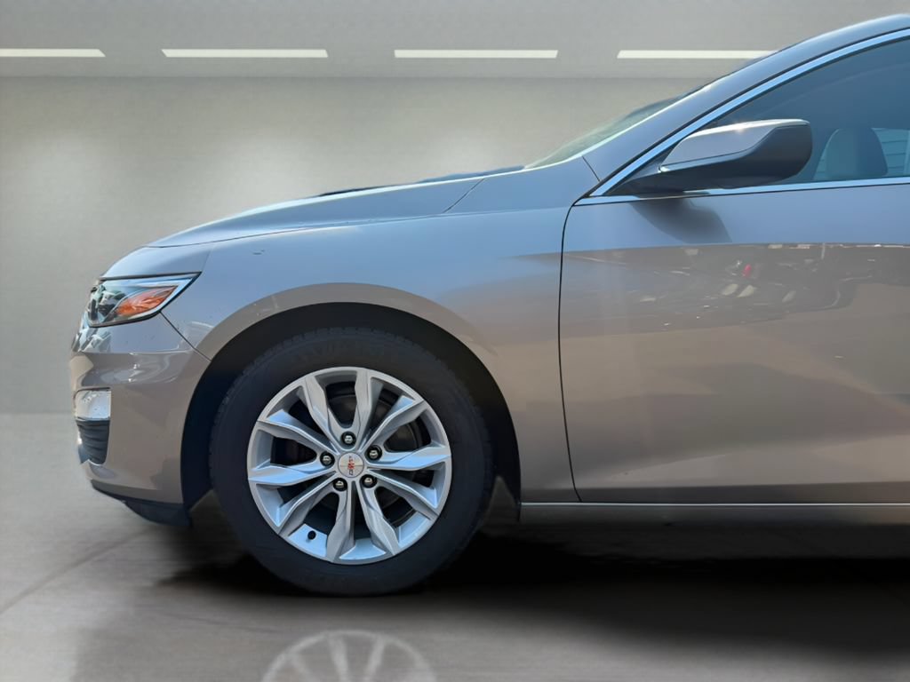 Used 2022 Chevrolet Malibu LT FWD image 22
