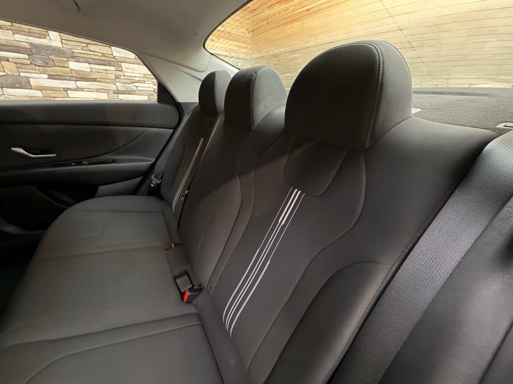 Certified 2023 Hyundai Elantra SEL FWD image 27