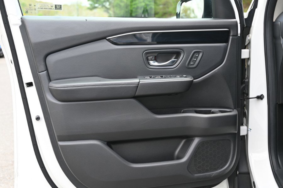 Used 2025 Honda Pilot EX-L image 20