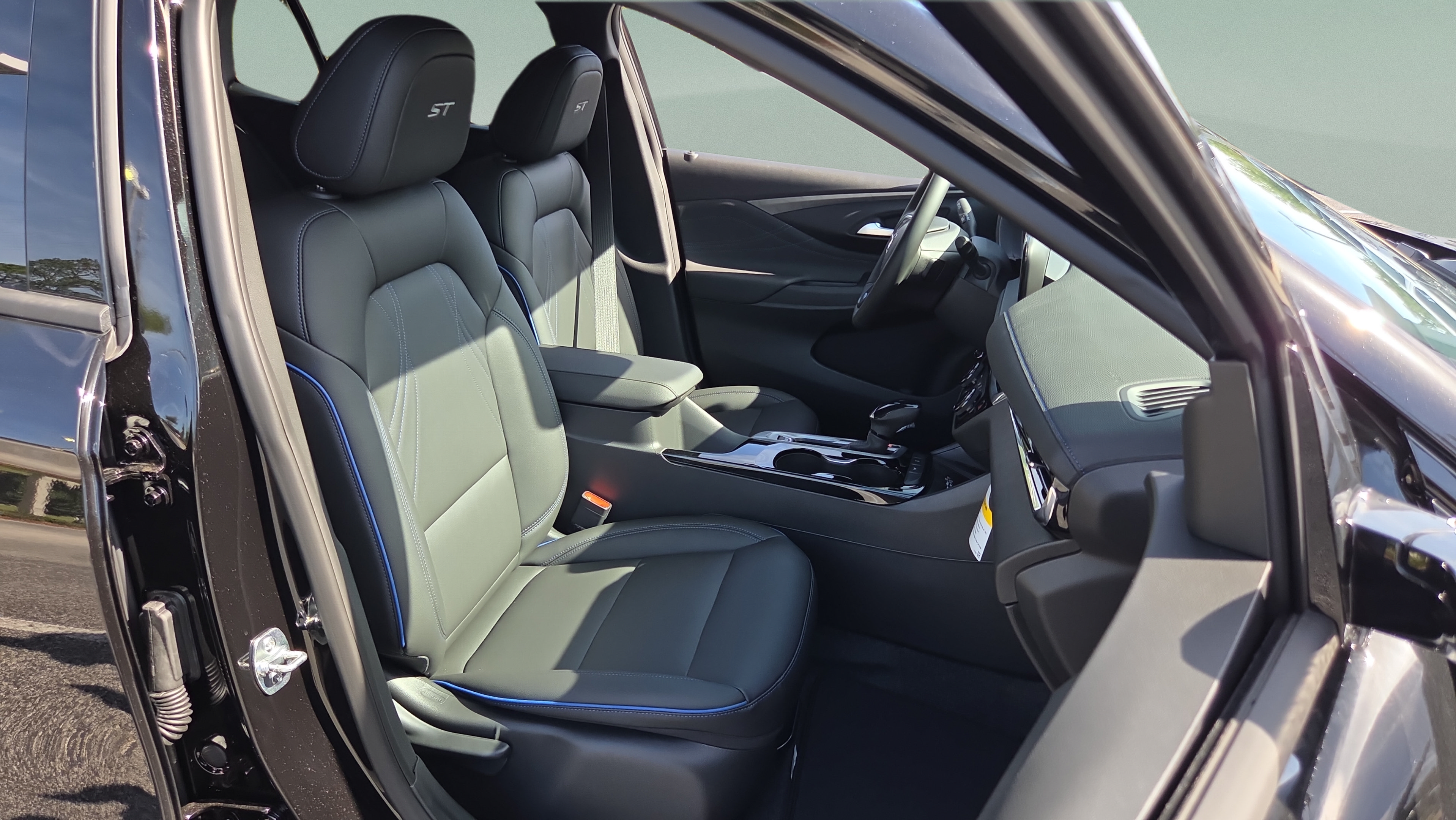 New 2026 Buick Envista Sport Touring w/ Convenience I Package FWD image 15