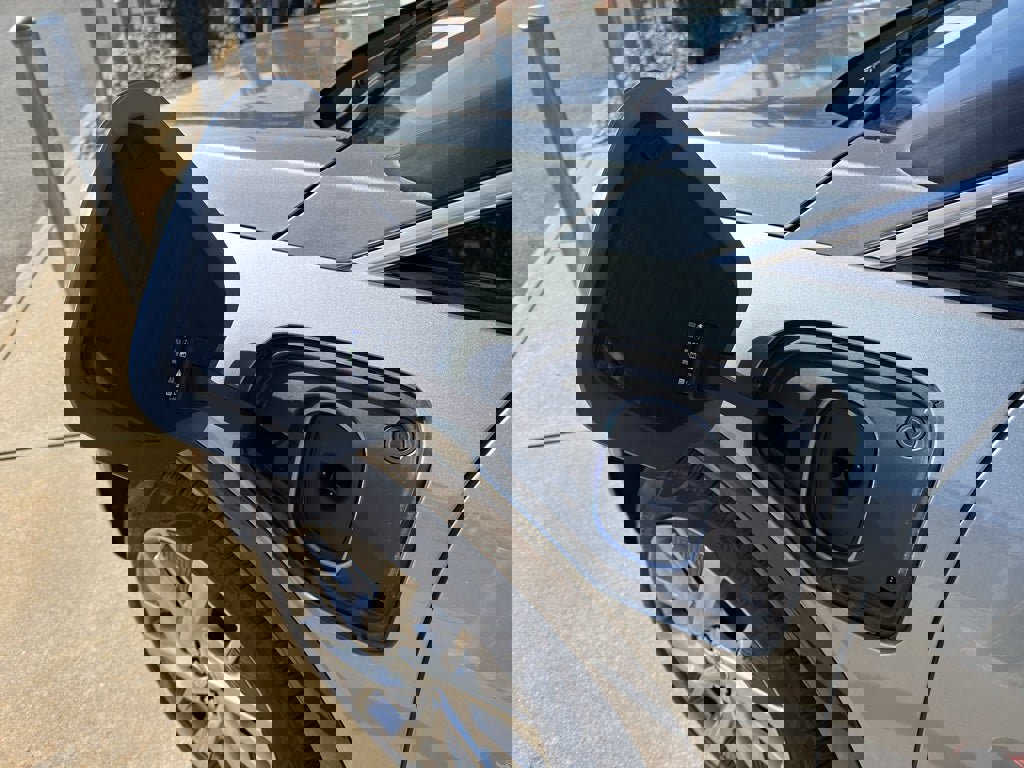 New 2026 Cadillac Optiq Luxury 1 image 8