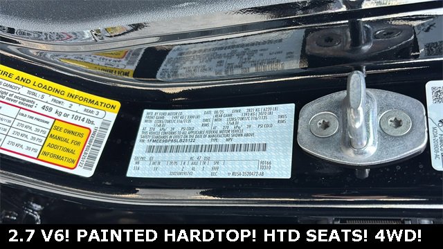 New 2025 Ford Bronco Badlands image 35