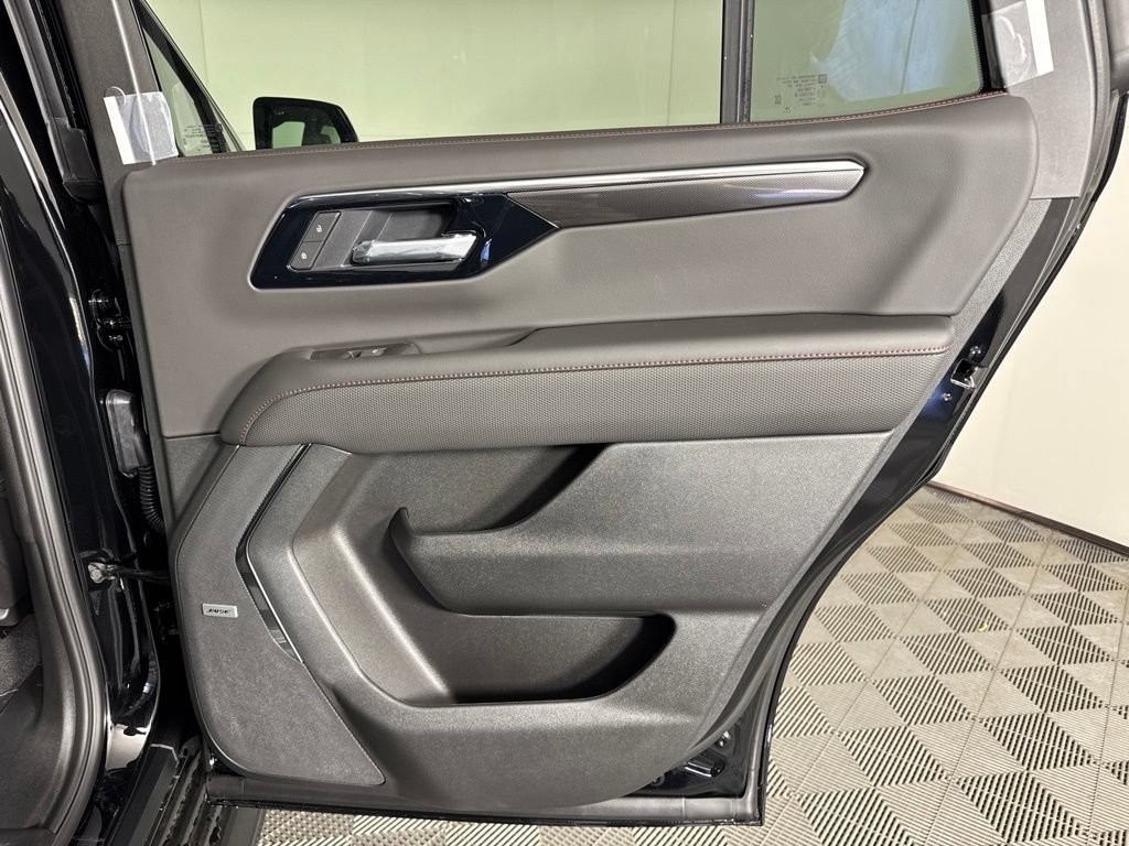 New 2026 Chevrolet Tahoe RST w/ Comfort Package AWD/4WD image 34