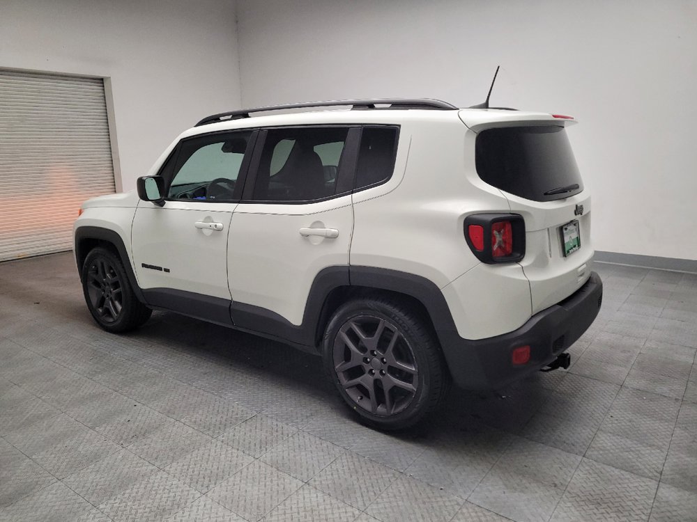 Used 2021 Jeep Renegade Latitude FWD image 3