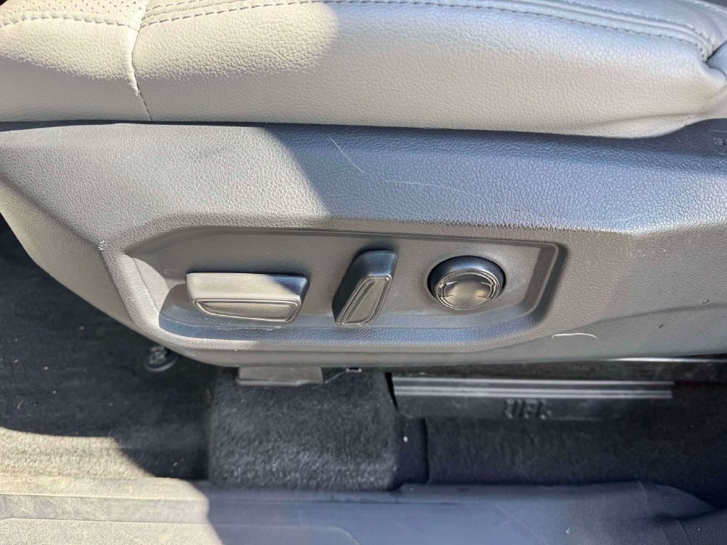 Used 2023 Toyota Sequoia Limited w/ TRD Off-Road Package AWD/4WD image 17