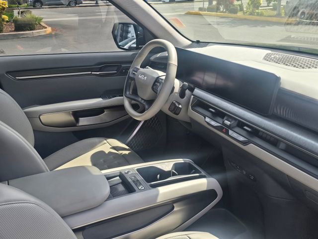 Certified 2024 Kia EV9 Wind AWD/4WD image 12