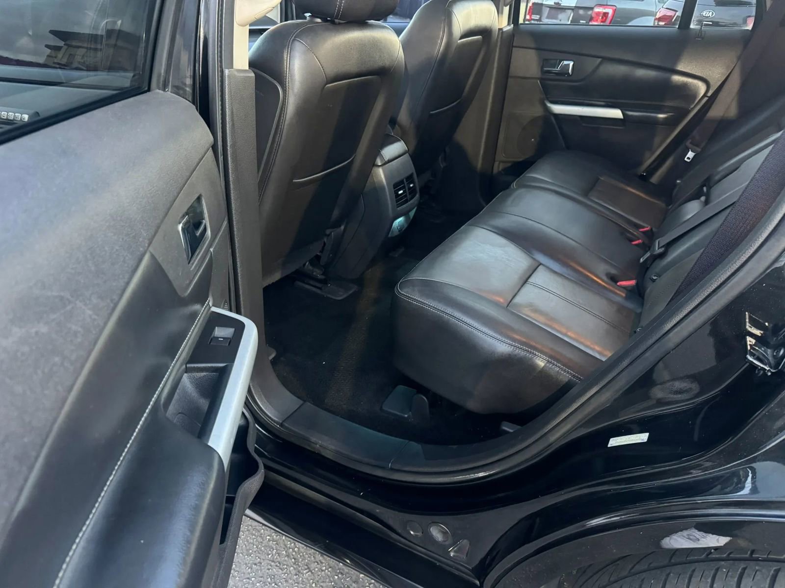 Used 2013 Ford Edge Sport w/ Driver Entry Pkg image 22