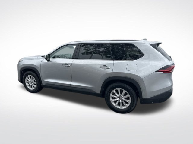 Used 2025 Toyota Grand Highlander AWD image 2