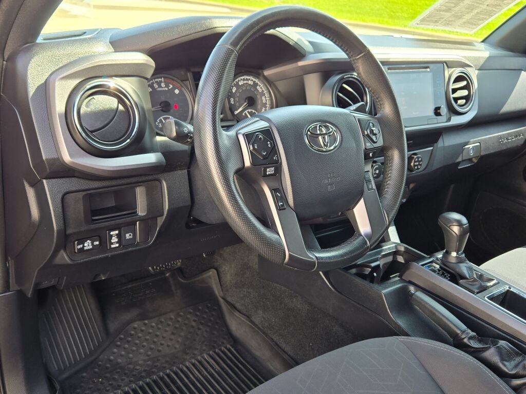 Used 2019 Toyota Tacoma TRD Sport RWD image 20