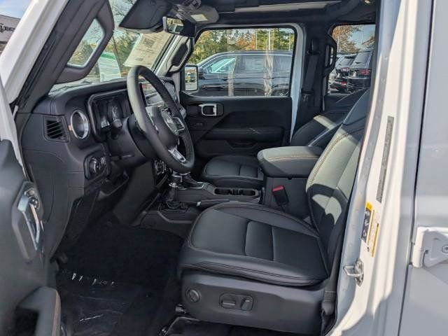 New 2026 Jeep Wrangler Sahara image 7