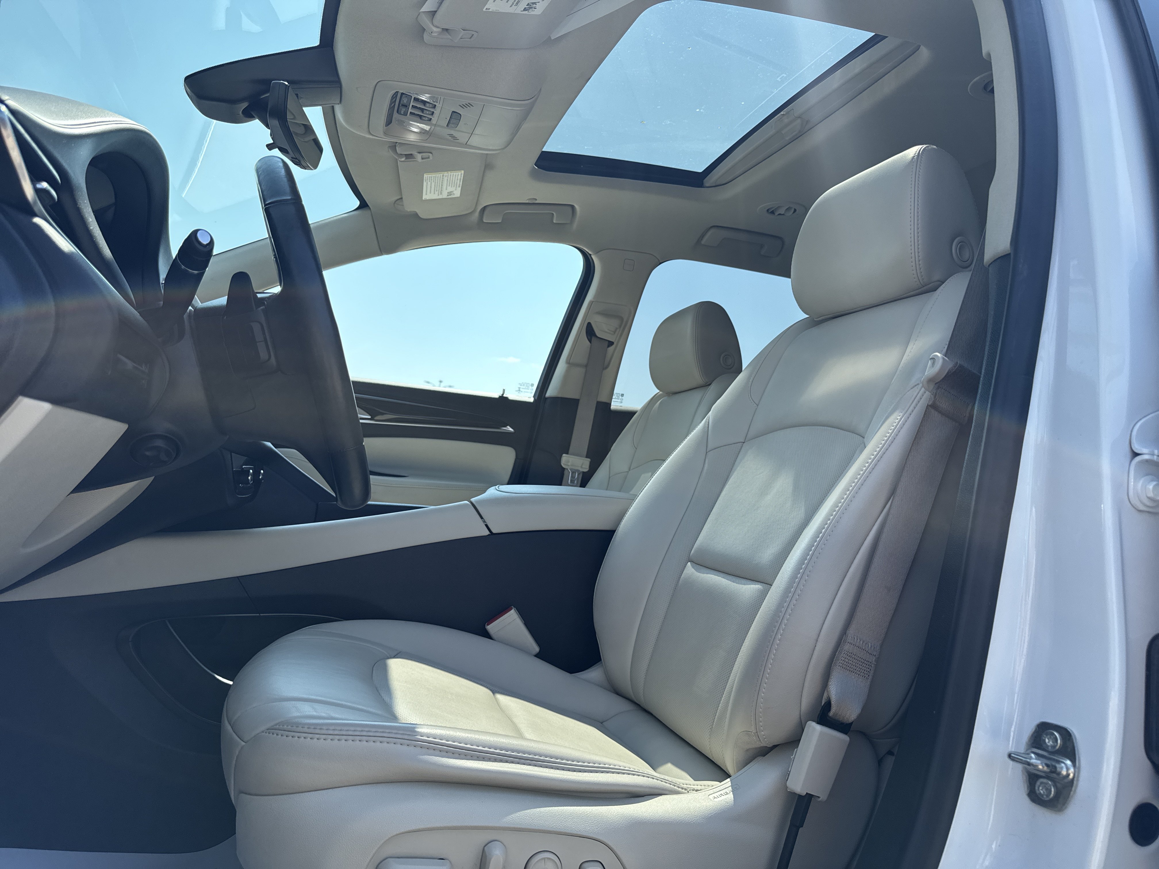 Used 2022 Buick Enclave Premium w/ Experience Buick Package AWD/4WD image 11