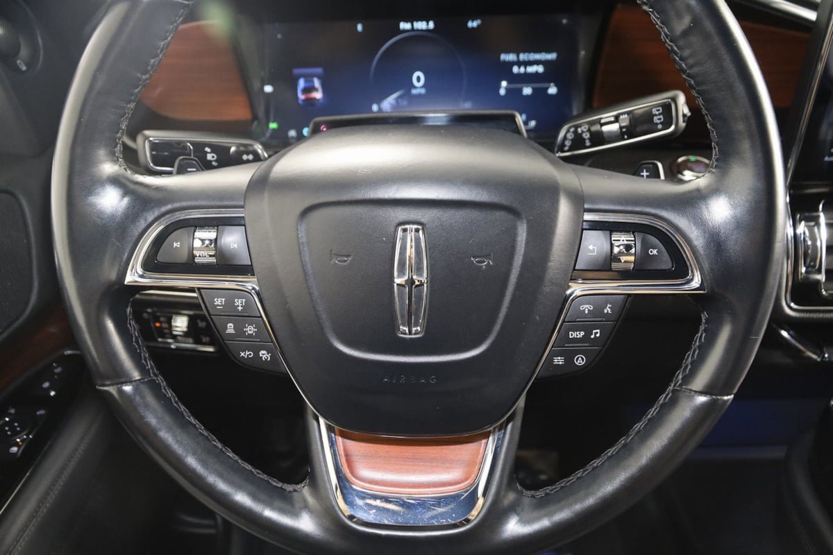 Used 2024 Lincoln Navigator L 4WD image 39
