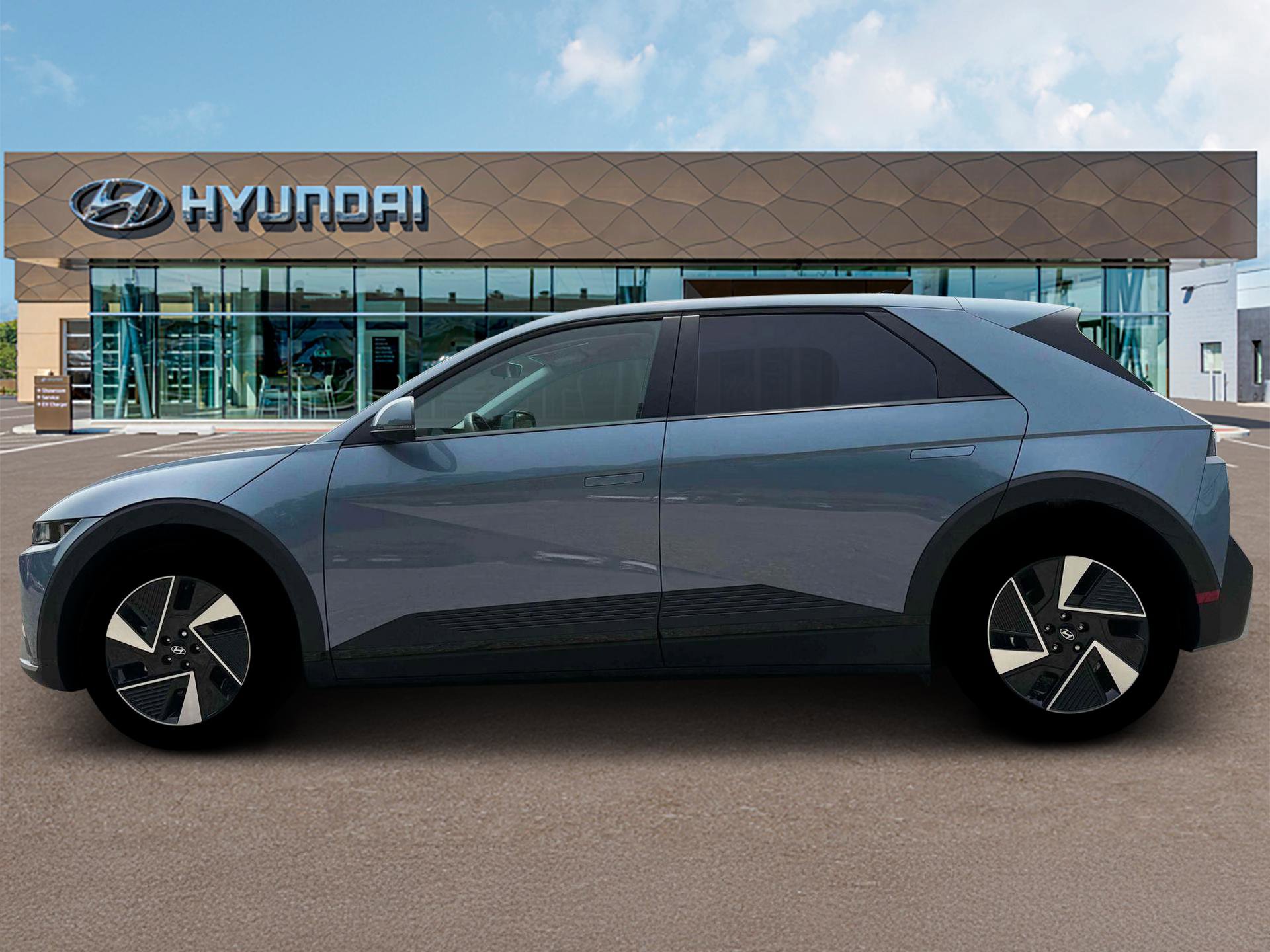 New 2026 Hyundai Ioniq 5 SE image 3