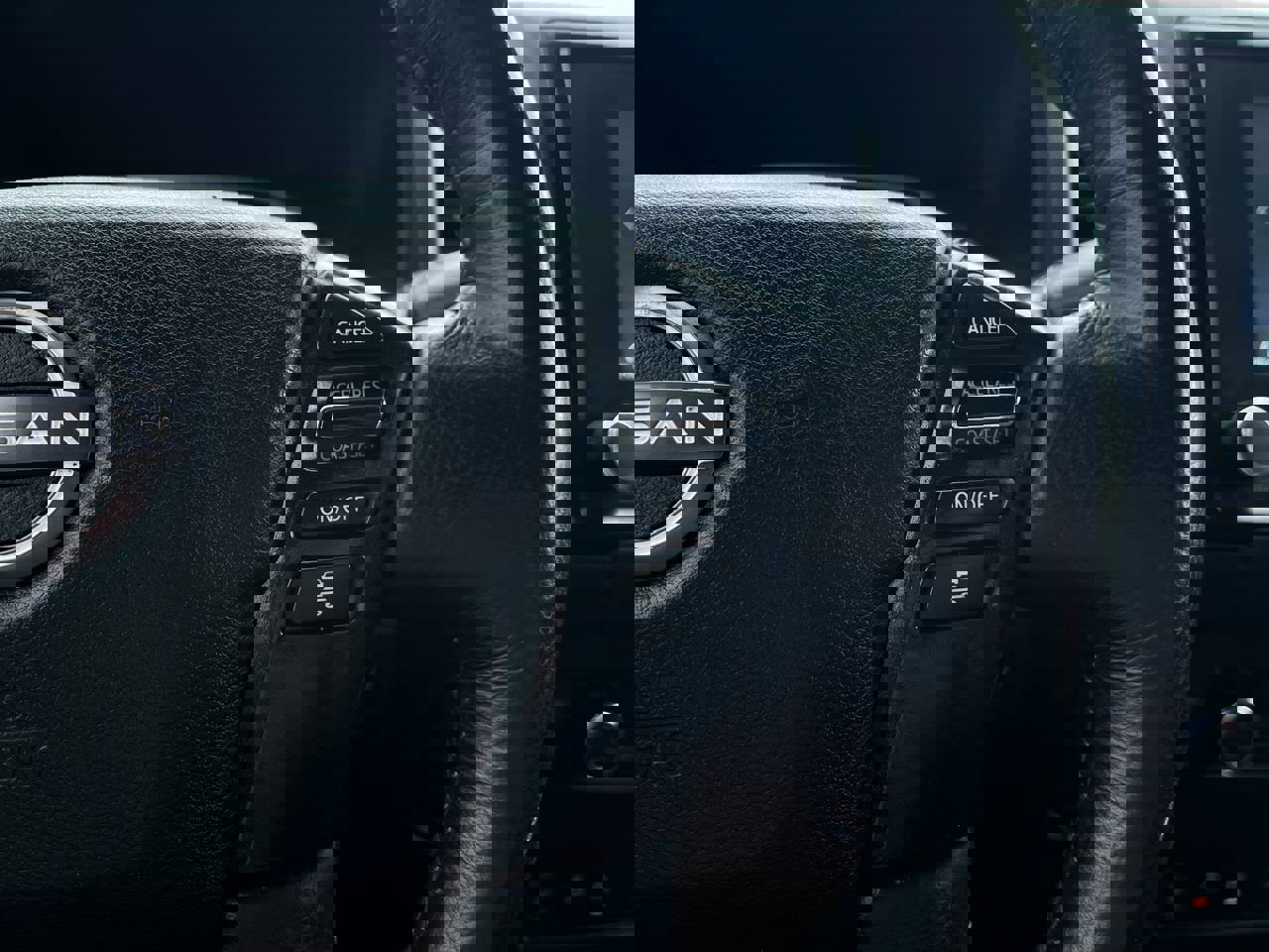 Used 2024 Nissan Frontier SV w/ SV Convenience Package image 35